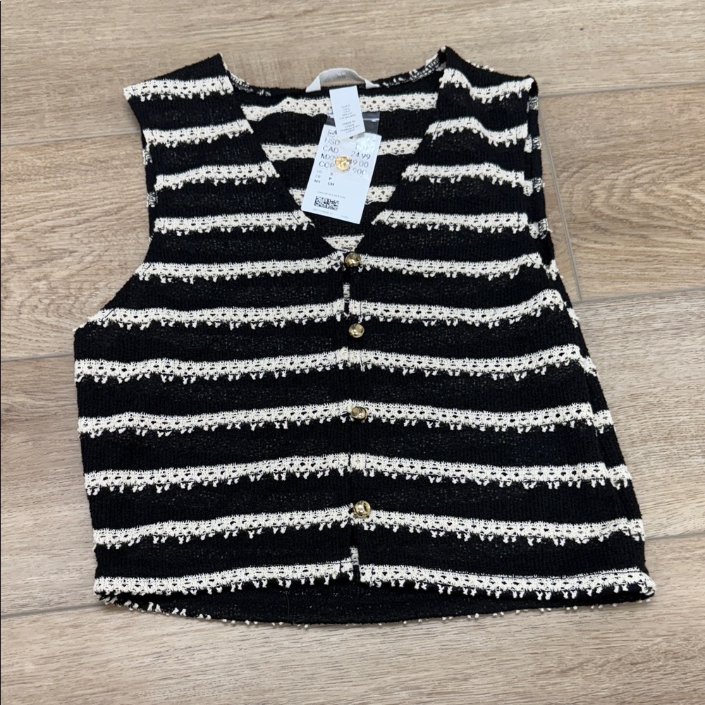 H&M Black and White Striped Women's Top